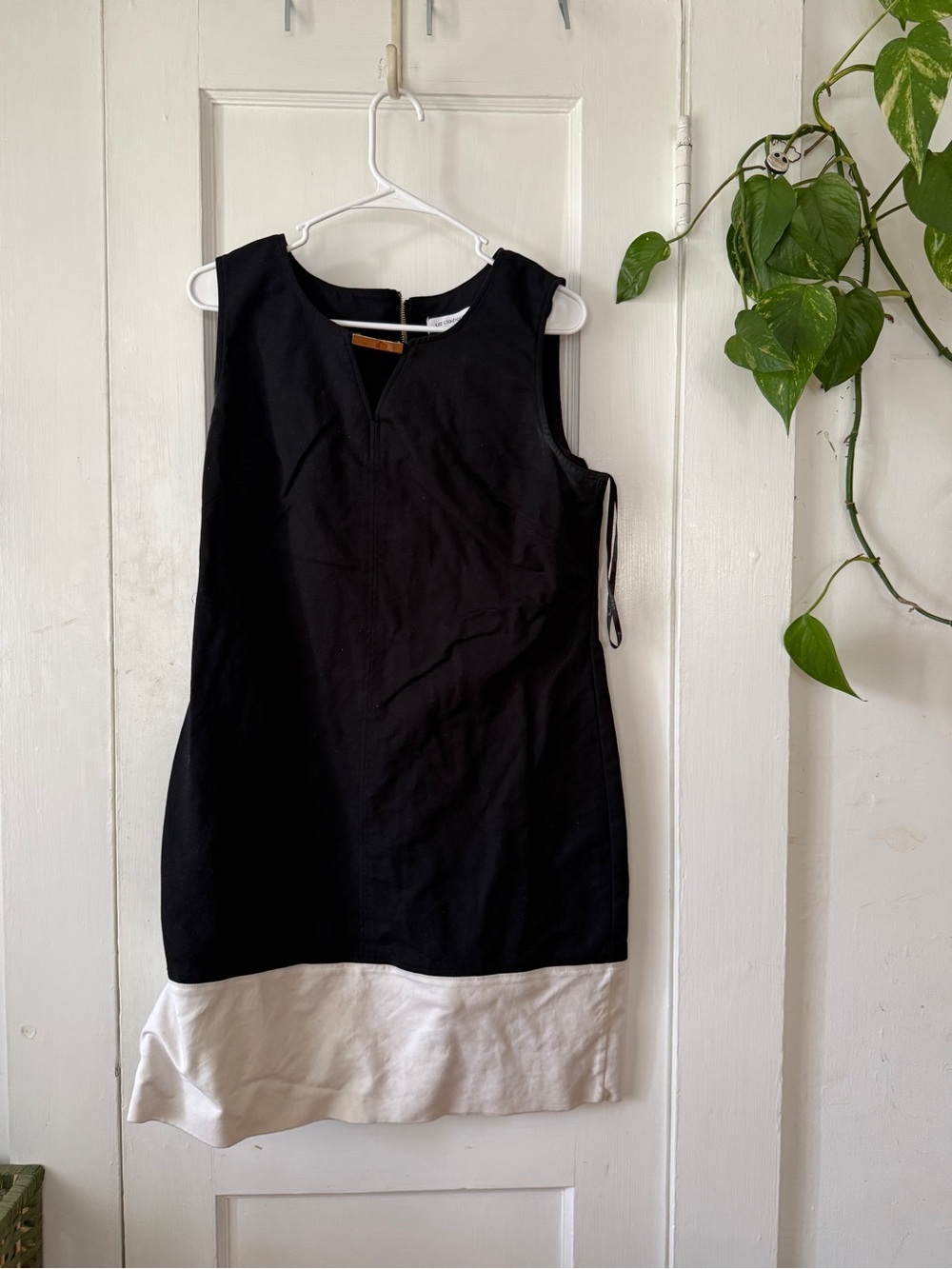 Liz Claiborne Black Dress with Gold Zipper Detail size 12